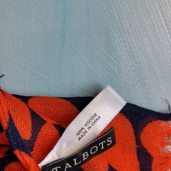 Talbots Heart Rectangular Scarf - Picture 6 of 12